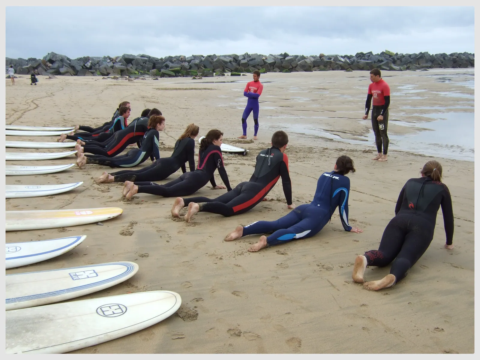 Campamento de surf con clases de español